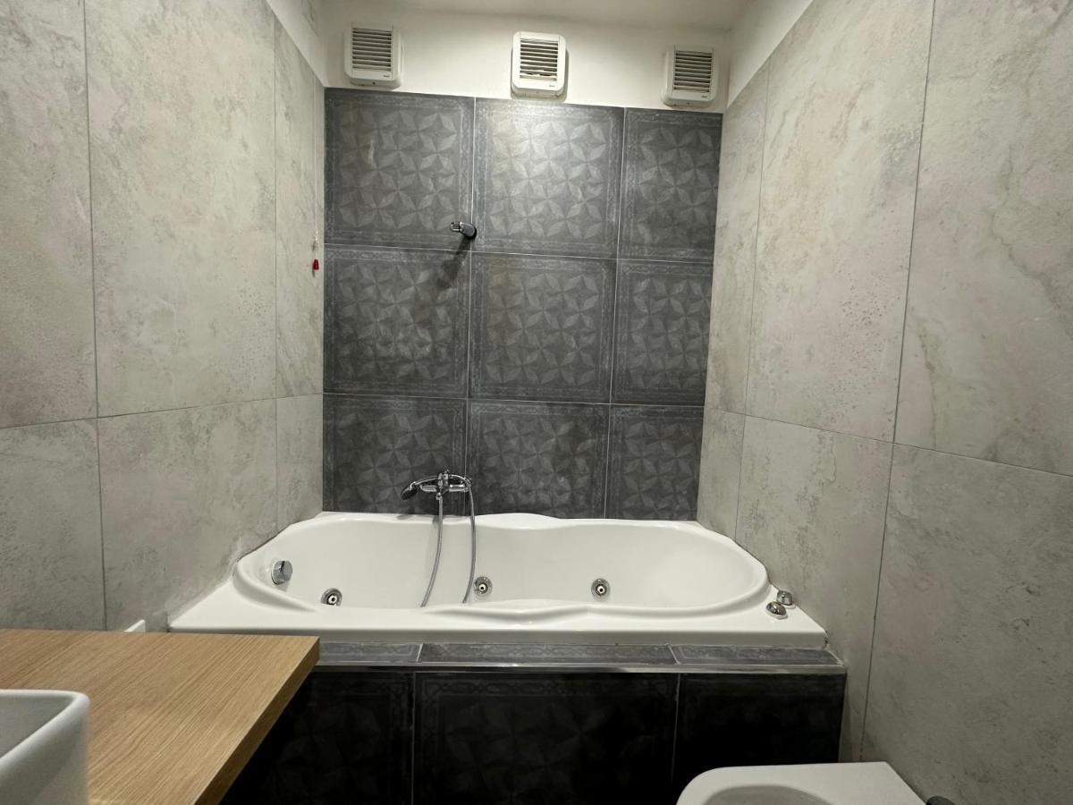 Al Centro Bed & Breakfast Formia Exterior foto